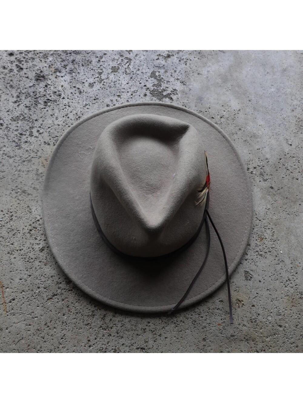 Scala Classico Wool Felt Fedora Hat Size Large Gray Taupe Western Outback Feathe